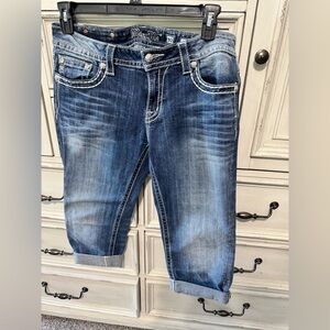 Miss Me Capri / Crop Jeans size 32